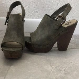 Guess wedges
